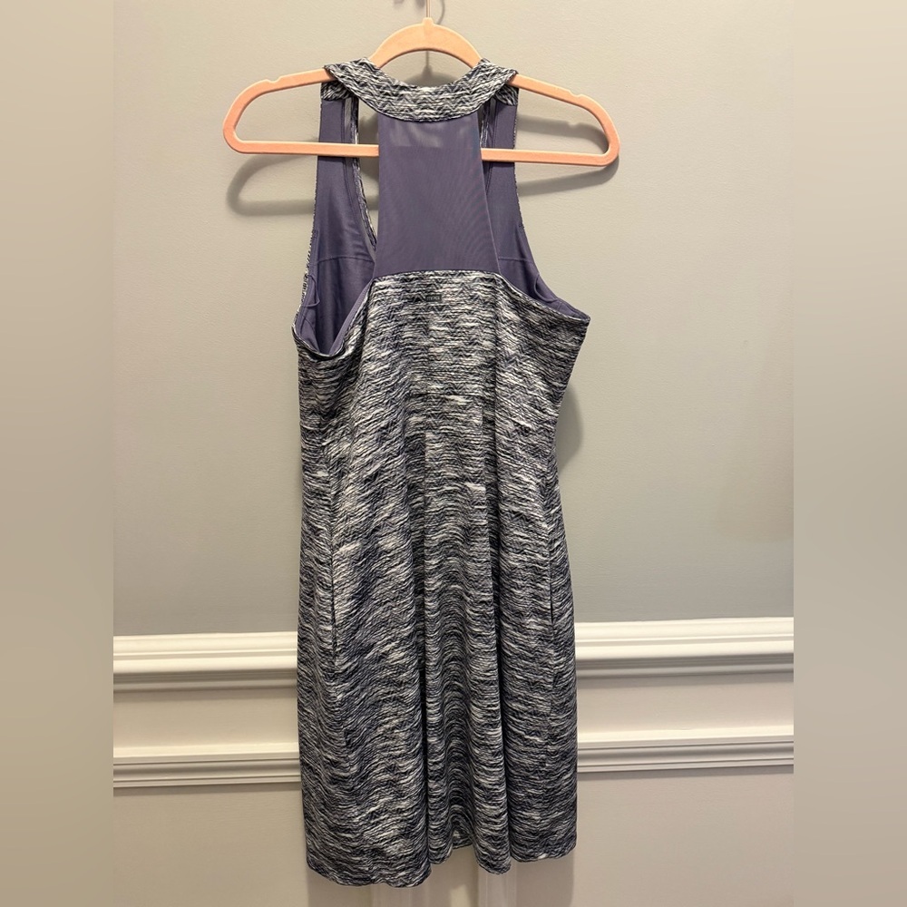 MPG Heathered Black and Gray Tank Top - Picture 4 of 8